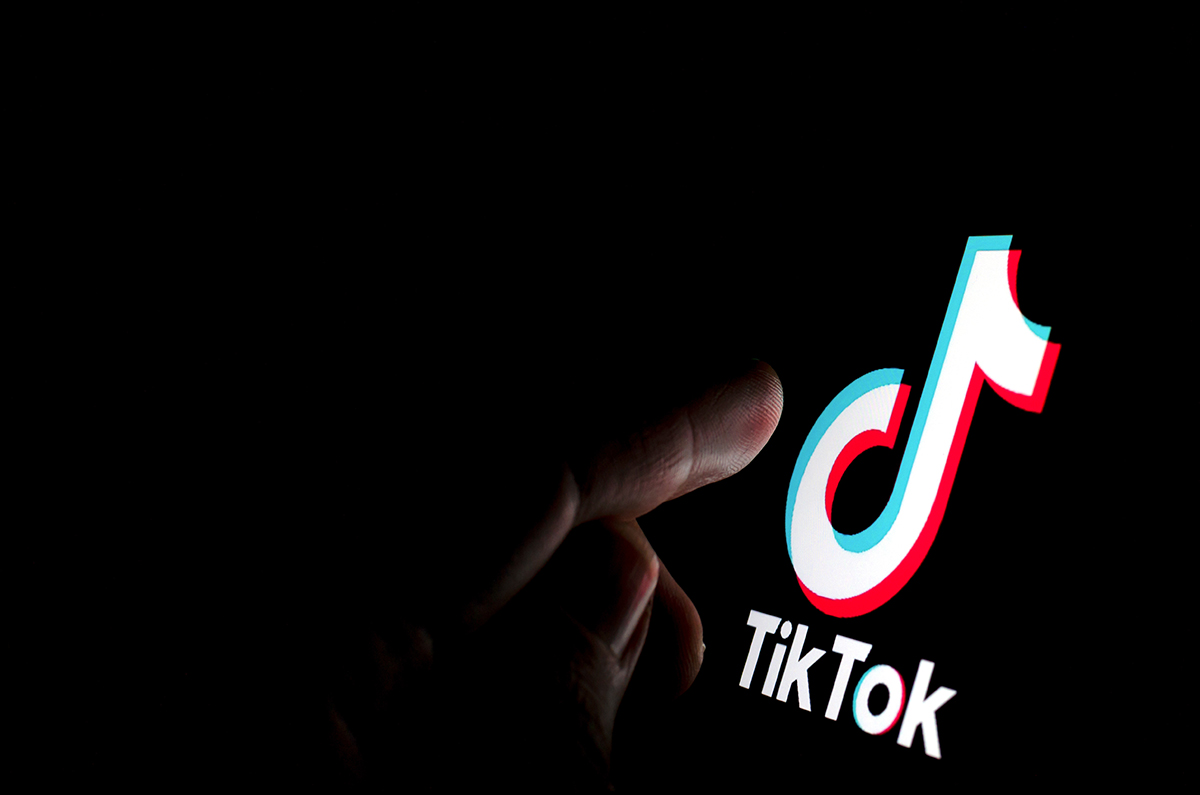 TikTok怎么用？新手入门指南 + 好用的TikTok加速器推荐